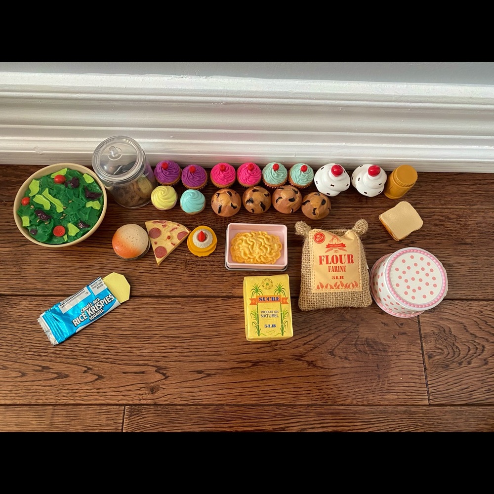 Doll food